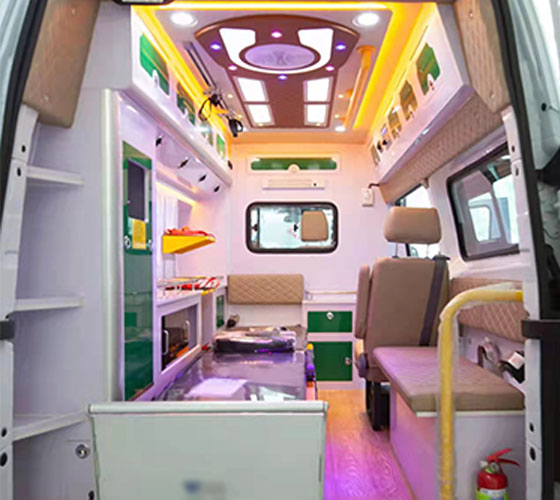 玉龙车辆内部展示